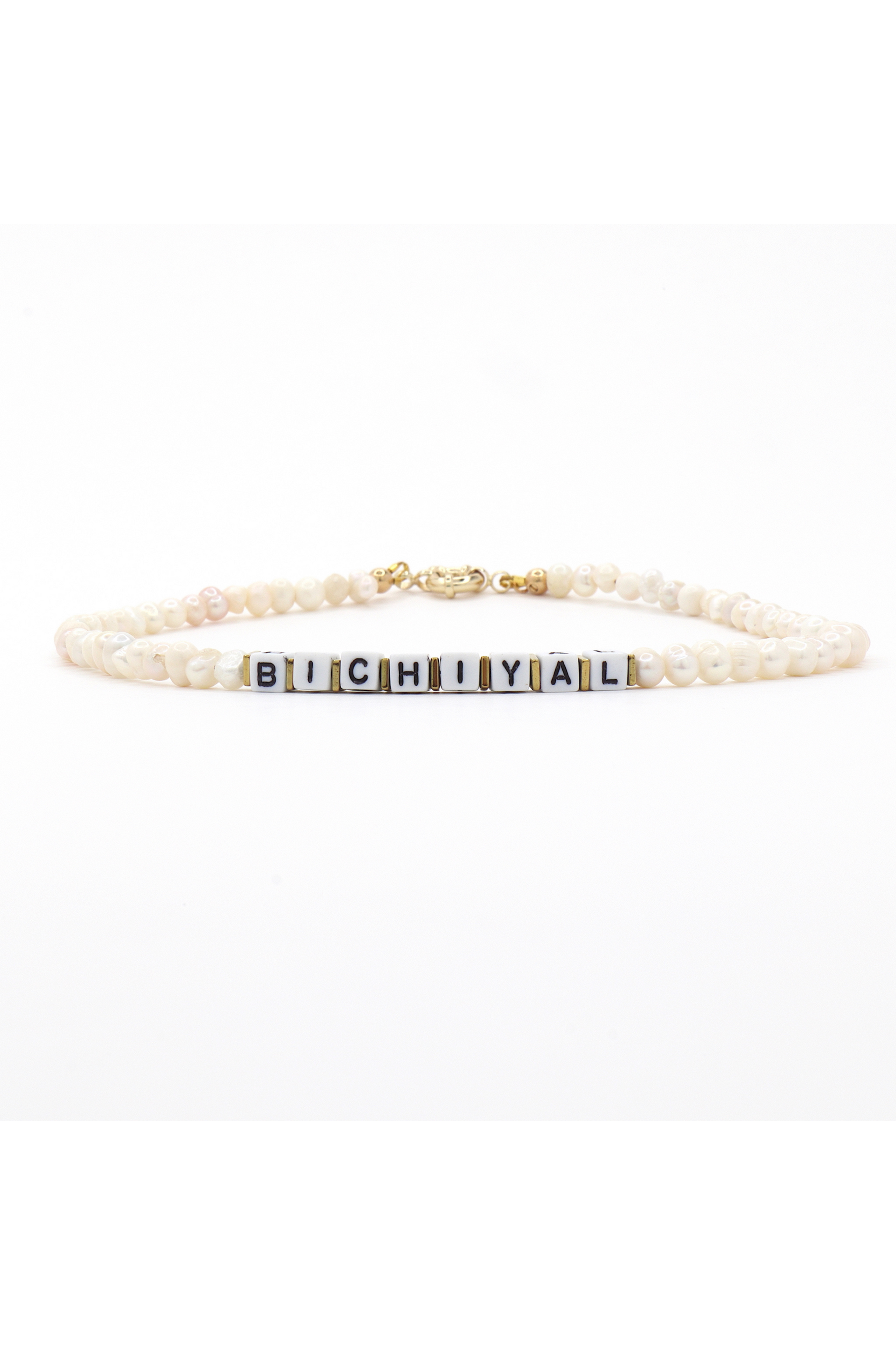 Customizable freshwater pearl bracelet with cube letter beads