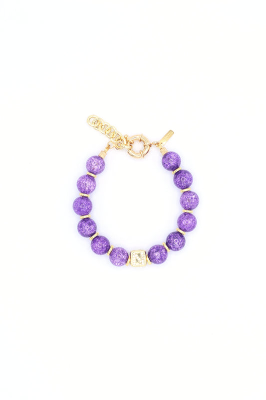 customizable-gold-cube-letter-with-purple-quartz-beads-and-18K-gold-plated -spacers-along-18K-gold-filled-spring-clasp-closure