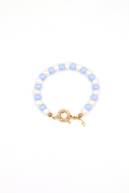 powder-blue-glass-czesh-beads-freshwater-pearls-bracelet
