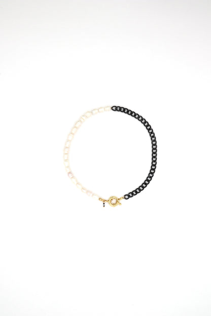 black-chain-freshwater-pearls-necklace