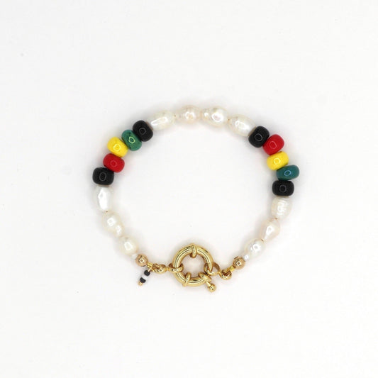 rasta-colors-rita-bracelet-made-with-freshwater-pearls-by-nayda-de-jesus